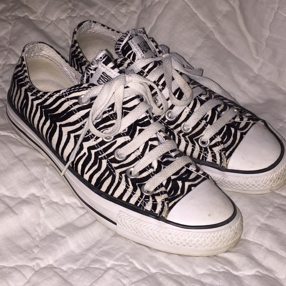 Zebra Converse All Stars
